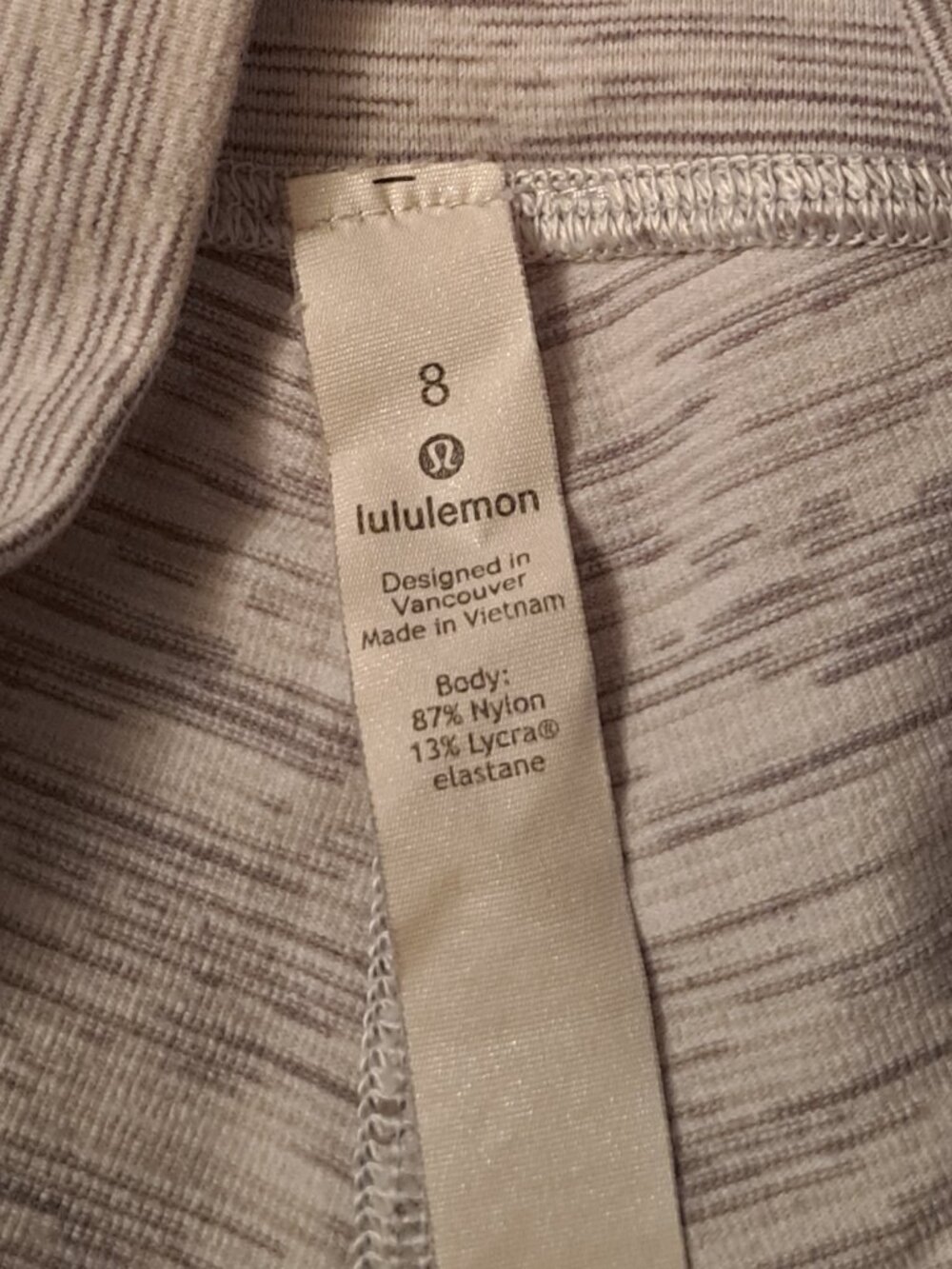 Lululemon Wunder Under high-rise leggings in a light heathered gray. - Picture 8 of 8